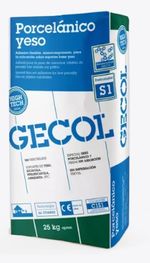 Mortero adhesivo deformable, GECOL Porcelánico yeso. Saco 25 kg
